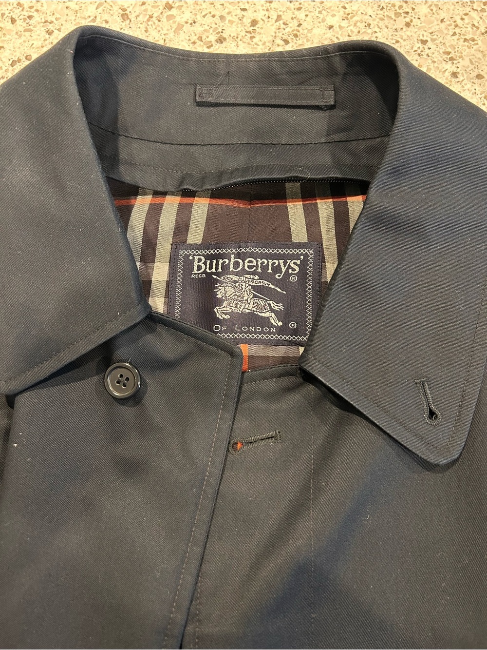 Burberry Dark Blue Men's Trench Coat with Signature Check Lining
